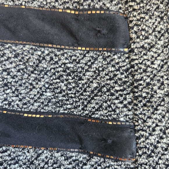 St John Marie Gray Soft Wool Blend Prep Jacket Knit Blazer Classic Luxury Size 8 - Picture 16 of 16